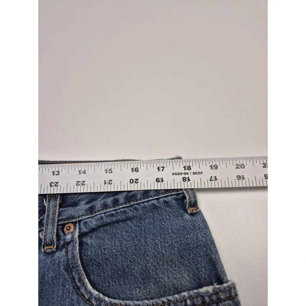 Vintage Levis 560 Loose Tapered Jeans Mens 36x30 Blue Denim USA 90s Distressed